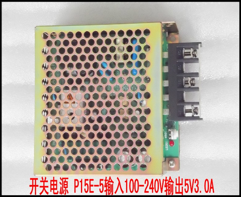 开关电源 P15E-5输入100-240V输出5V3.0A.jpg